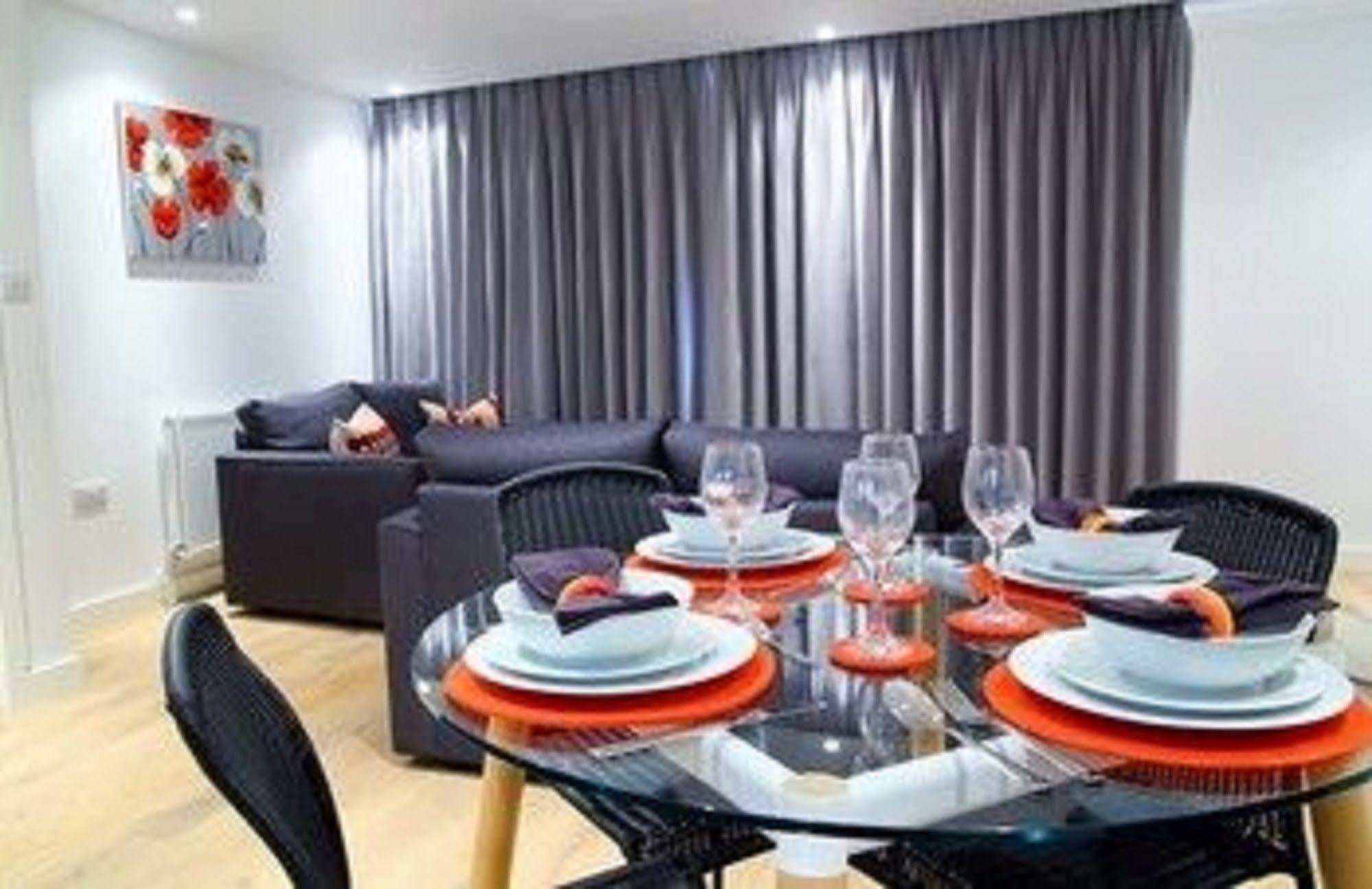 Smart Bridge 4* Londra
